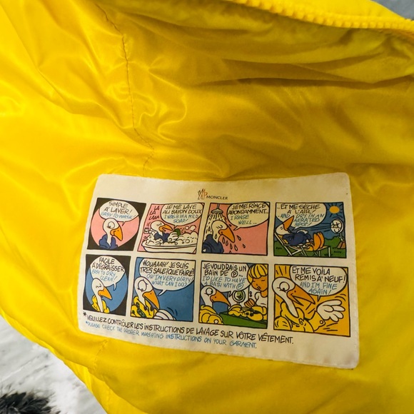 Yellow Moncler Vest (1 / US SM) - Picture 8 of 8